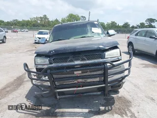 2005 Chevrolet Silverado 1500 LT with VIN 2GCEK13T351266474, listed as a IAAI auction lot 42098149 with 225,667 mi miles and . Bid and sale history available at DreamBid. Image 12.