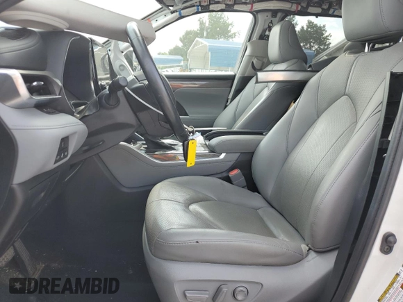 2021 Toyota Highlander Limited z VIN 5TDYZRAH3MS516325, wystawiony jako Copart lot #58806255 z przebiegiem 78 643 mil mil oraz Szkoda całkowita • Salvage title. Historia ofert i sprzedaży dostępna na DreamBid. Obrazek 7.