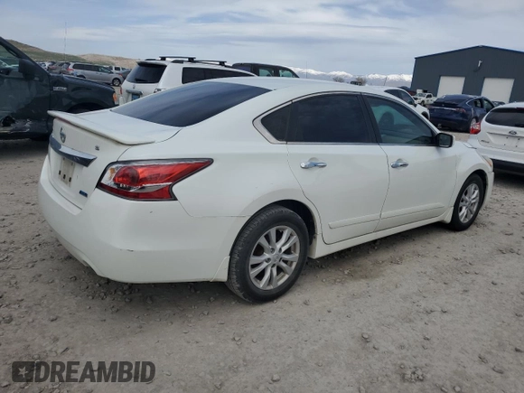 2014 Nissan Altima S with VIN 1N4AL3AP4EN245120, listed as a Copart auction lot 51545535 with 233,940 mi miles and Clean Title. Bid and sale history available at DreamBid. Image 3.