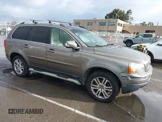 2011 Volvo XC90 I6 с VIN YV4952CZ1B1598365, выставлен на аукционе IAAI как лот 41725965 с пробегом 140 868 миль миль и . История ставок и продаж доступна на DreamBid. Изображение 1.