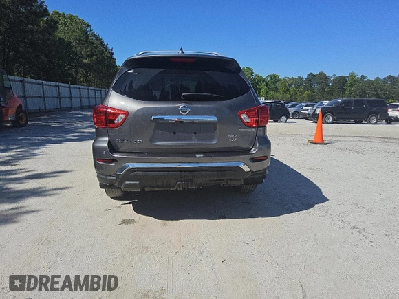 2019 Nissan Pathfinder SV with VIN 5N1DR2MM4KC641519, listed as a Copart auction lot 51615635 with 144,606 mi miles and Clean title. Bid and sale history available at DreamBid. Image 6.