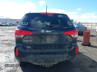 2015 Kia Sorento LX with VIN 5XYKTDA76FG649338, listed as a IAAI auction lot 41835315 with 221,452 mi miles. Bid and sale history available at carsss.com. Image 16.