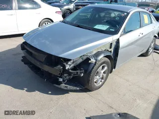 2021 Hyundai Elantra SE with VIN 5NPLL4AG1MH019074, listed as a IAAI auction lot 41755879 with 22,972 mi miles. Bid and sale history available at carsss.com. Image 6.