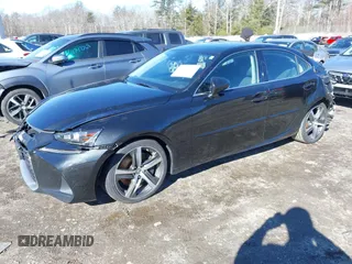 2018 Lexus IS 300 z VIN JTHC81D22J5030353, wystawiony jako IAAI lot #41747231 z przebiegiem 61 614 mil mil oraz . Historia ofert i sprzedaży dostępna na DreamBid. Obrazek 2.