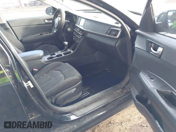 2018 Kia Optima LX with VIN 5XXGT4L39JG251635, listed as a IAAI auction lot 41933408 with 135,718 mi miles. Bid and sale history available at carsss.com. Image 5.