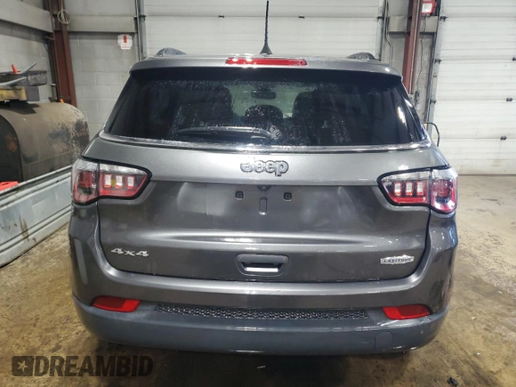 2018 Jeep Compass Latitude with VIN 3C4NJDBB5JT238214, listed as a Copart auction lot 52387725 with 61,325 mi miles and Salvage Title. Bid and sale history available at DreamBid. Image 6.