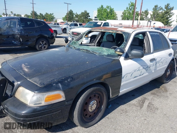 2008 Ford Police Interceptor z VIN 2FAFP71V18X150470, wystawiony jako IAAI lot #42301553 z przebiegiem 82 116 mil mil oraz . Historia ofert i sprzedaży dostępna na DreamBid. Obrazek 6.