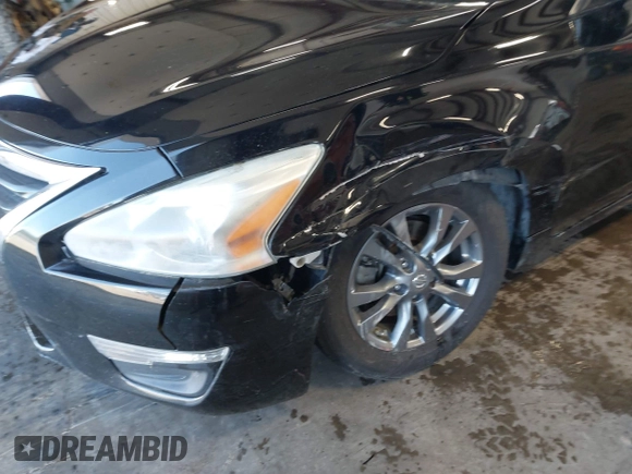 2015 Nissan Altima 2.5 S with VIN 1N4AL3AP2FC212615, listed as a IAAI auction lot 42096892 with 120,468 mi miles. Bid and sale history available at carsss.com. Image 6.