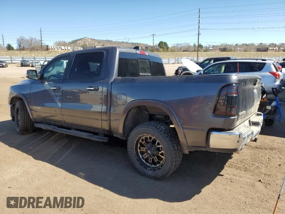 2019 Ram 1500 Laramie z VIN 1C6SRFJTXKN823283, wystawiony jako Copart lot #49893415 z przebiegiem 169 270 mil mil oraz Szkoda całkowita • Salvage title. Historia ofert i sprzedaży dostępna na DreamBid. Obrazek 2.