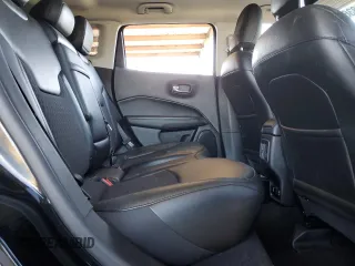 2019 Jeep Compass Altitude с VIN 3C4NJDBB0KT674695, выставлен на аукционе Copart как лот 49836025 с пробегом 52 089 миль миль и Списание • Salvage title. История ставок и продаж доступна на DreamBid. Изображение 12.
