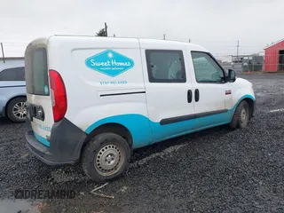 2015 Ram ProMaster City Cargo Tradesman with VIN ZFBERFAT8F6A72602, listed as a IAAI auction lot 41709295 with 133,802 mi miles. Bid and sale history available at carsss.com. Image 4.