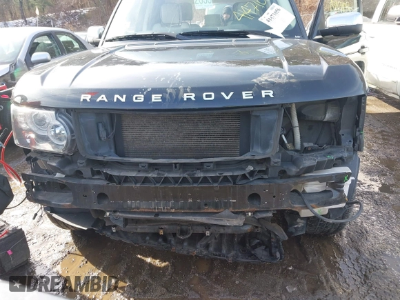 2011 Land Rover Range Rover HSE Lux with VIN SALMF1D40BA349765, listed as a IAAI auction lot 41471056 with 164,363 mi miles and . Bid and sale history available at DreamBid. Image 6.