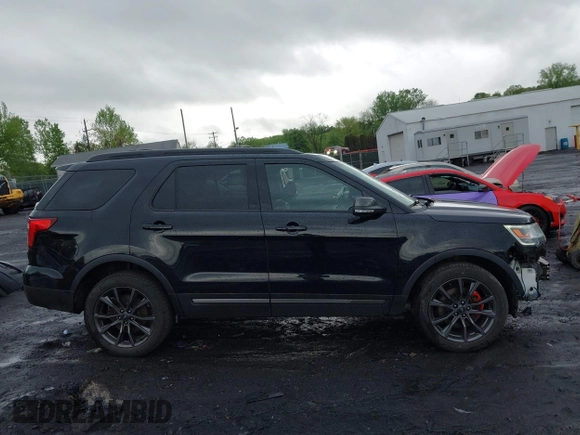 2017 Ford Explorer XLT with VIN 1FM5K8D83HGB84296, listed as a IAAI auction lot 42170542 with 118,335 mi miles and . Bid and sale history available at carsss.com. Image 14.