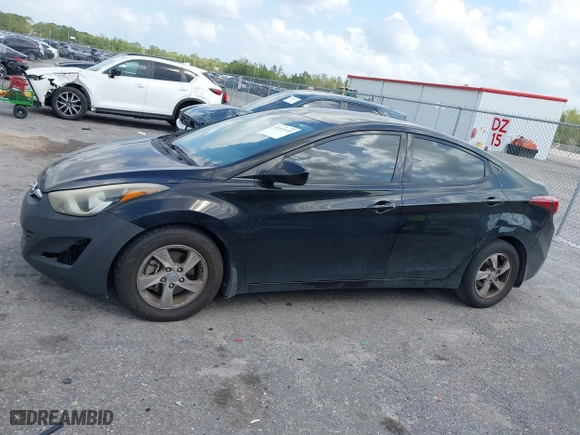 2015 Hyundai Elantra Limited with VIN KMHDH4AE7FU385081, listed as a IAAI auction lot 41911165 with 124,052 mi miles. Bid and sale history available at carsss.com. Image 14.