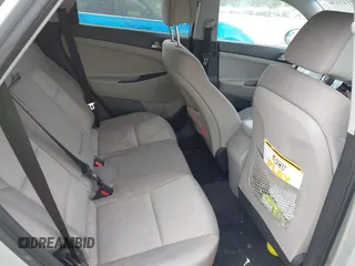 2016 Hyundai Tucson SE z VIN KM8J33A48GU116852, wystawiony jako IAAI lot #42111656 z przebiegiem 138 656 mil mil oraz . Historia ofert i sprzedaży dostępna na DreamBid. Obrazek 8.
