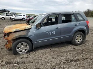 2008 Suzuki Grand Vitara z VIN JS3TE941784100043, wystawiony jako Copart lot #53404064 z przebiegiem Nie podano mil oraz Nie do naprawy • Non repairable. Historia ofert i sprzedaży dostępna na DreamBid. Obrazek 1.