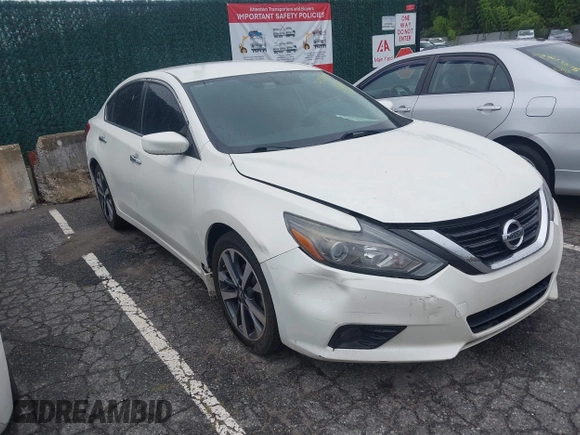 2017 Nissan Altima SR z VIN 1N4AL3AP3HC271465, wystawiony jako IAAI lot #42716097 z przebiegiem 159 349 mil mil oraz . Historia ofert i sprzedaży dostępna na DreamBid. Obrazek 1.