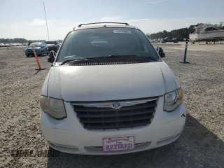 2006 Chrysler Town & Country LWB Touring with VIN 2A4GP54L26R868747, listed as a Copart auction lot 53976685 with 146,079 mi miles and Clean Title. Bid and sale history available at carsss.com. Image 5.