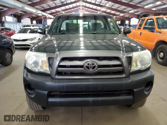 2010 Toyota Tacoma z VIN 5TEPX4ENXAZ672722, wystawiony jako Copart lot #58229425 z przebiegiem 132 308 mil mil oraz Czysty tytuł • Clean title. Historia ofert i sprzedaży dostępna na DreamBid. Obrazek 5.