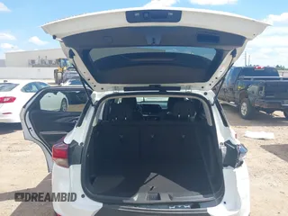2025 Chevrolet TrailBlazer LT with VIN KL79MPSP8SB086368, listed as a IAAI auction lot 42244297 with 9,313 mi miles and . Bid and sale history available at DreamBid. Image 18.