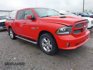 2013 Ram 1500 Sport z VIN 1C6RR7MT0DS525751, wystawiony jako IAAI lot #41962886 z przebiegiem 278 703 mil mil oraz . Historia ofert i sprzedaży dostępna na DreamBid. Obrazek 1.