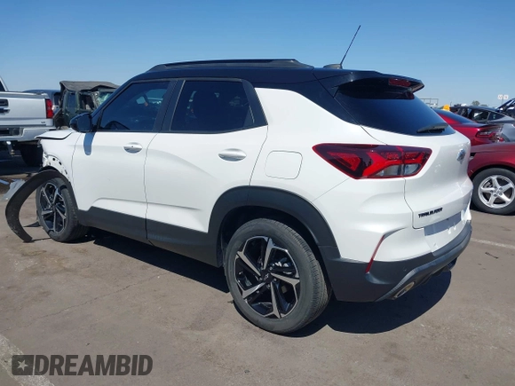 2022 Chevrolet TrailBlazer RS with VIN KL79MTSL8NB120156, listed as a IAAI auction lot 42104073 with 27,147 mi miles. Bid and sale history available at carsss.com. Image 3.