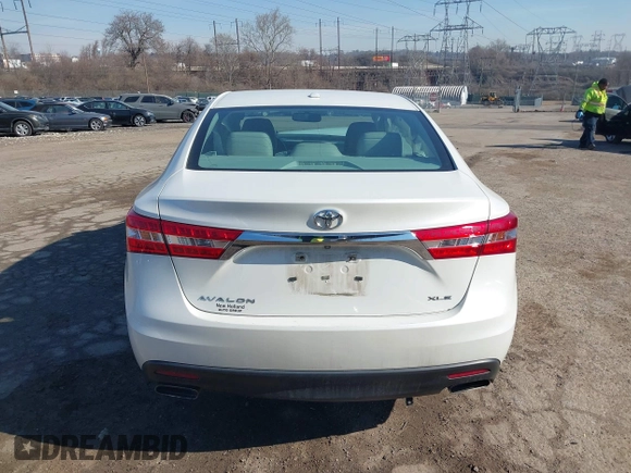 2014 Toyota Avalon Limited with VIN 4T1BK1EB7EU106282, listed as a IAAI auction lot 41608942 with Not Provided miles. Bid and sale history available at carsss.com. Image 17.