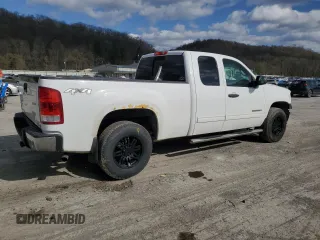 2013 GMC Sierra 1500 SLE with VIN 1GTR2VE74DZ347143, listed as a Copart auction lot 51798955 with 143,796 mi miles and Salvage Title. Bid and sale history available at DreamBid. Image 3.
