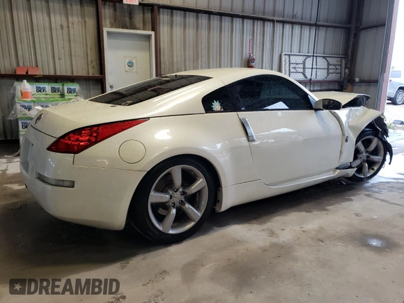 2007 Nissan 350Z with VIN JN1BZ34D77M500028, listed as a Copart auction lot 62935404 with 180,593 mi miles and Salvage Title. Bid and sale history available at DreamBid. Image 3.