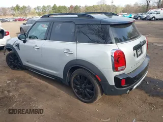 2020 MINI Countryman Cooper S z VIN WMZYX1C00L3L55740, wystawiony jako IAAI lot #42106897 z przebiegiem 92 609 mil mil oraz . Historia ofert i sprzedaży dostępna na DreamBid. Obrazek 3.