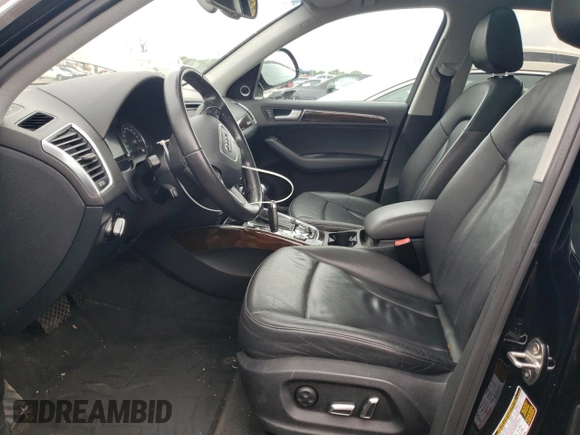2014 Audi Q5 Premium Plus z VIN WA1CMAFP3EA126716, wystawiony jako Copart lot #56861425 z przebiegiem 109 522 mil mil oraz Szkoda całkowita • Salvage title. Historia ofert i sprzedaży dostępna na DreamBid. Obrazek 7.