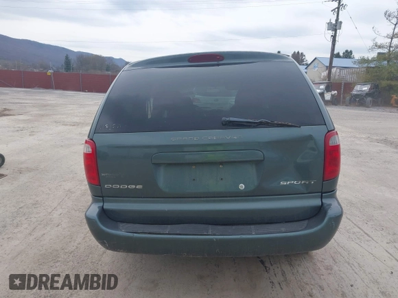 2003 Dodge Grand Caravan with VIN 2D4GP44313R240791, listed as a IAAI auction lot 41937009 with 231,913 mi miles and . Bid and sale history available at DreamBid. Image 15.