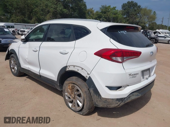 2016 Hyundai Tucson SE z VIN KM8J3CA43GU092864, wystawiony jako IAAI lot #40366787 z przebiegiem 126 462 mil mil oraz . Historia ofert i sprzedaży dostępna na DreamBid. Obrazek 3.