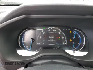 2024 Toyota RAV4 Hybrid XSE with VIN 4T3E6RFV6RU175440, listed as a Copart auction lot 46727855 with 9,112 mi miles and Salvage Title. Bid and sale history available at DreamBid. Image 9.