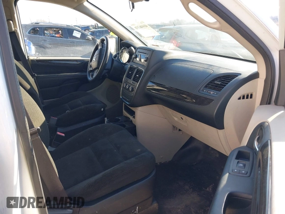 2015 Ram Cargo Van Tradesman with VIN 2C4JRGAG1FR680102, listed as a IAAI auction lot 41446358 with 271,006 mi miles and . Bid and sale history available at DreamBid. Image 5.