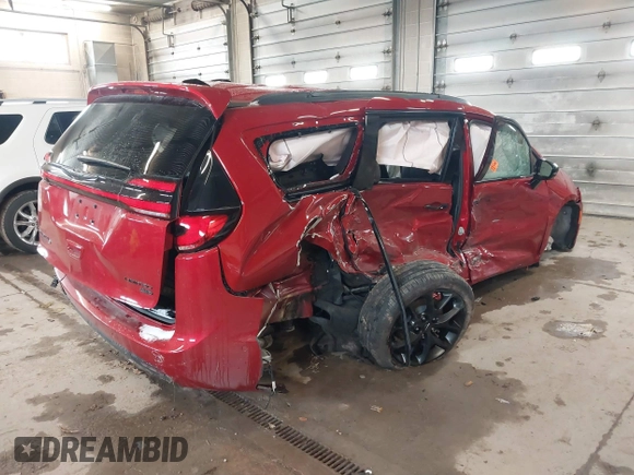 2025 Chrysler Pacifica Limited with VIN 2C4RC3GG6SR519792, listed as a IAAI auction lot 41498523 with Not provided miles and . Bid and sale history available at DreamBid. Image 4.