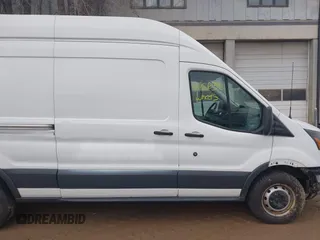 2015 Ford Transit Cargo with VIN 1FTNR2XG6FKB09053, listed as a IAAI auction lot 41486394 with 175,265 mi miles and . Bid and sale history available at DreamBid. Image 13.
