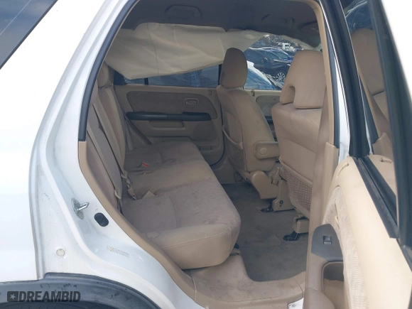 2005 Honda CR-V LX with VIN JHLRD68585C015563, listed as a IAAI auction lot 41749062 with 186,666 mi miles. Bid and sale history available at carsss.com. Image 8.