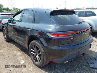 2023 Porsche Macan с VIN WP1AA2A56PLB03471, выставлен на аукционе IAAI как лот 42460188 с пробегом 11 826 миль миль и . История ставок и продаж доступна на DreamBid. Изображение 3.