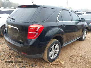 2017 Chevrolet Equinox LS with VIN 2GNALBEKXH1526015, listed as a IAAI auction lot 41935298 with 118,283 mi miles and . Bid and sale history available at carsss.com. Image 4.