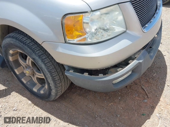 2004 Ford Expedition Special Service с VIN 1FMPU16L84LBB4517, выставлен на аукционе IAAI как лот 42255890 с пробегом 298 590 миль миль и . История ставок и продаж доступна на DreamBid. Изображение 6.