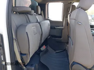 2018 Ford F-150 XL z VIN 1FTFX1C57JKF08037, wystawiony jako IAAI lot #41683537 z przebiegiem 195 633 mil mil oraz . Historia ofert i sprzedaży dostępna na DreamBid. Obrazek 8.