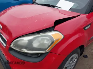 2013 Kia Soul with VIN KNDJT2A58D7571041, listed as a IAAI auction lot 41429547 with 137,573 mi miles and . Bid and sale history available at DreamBid. Image 13.