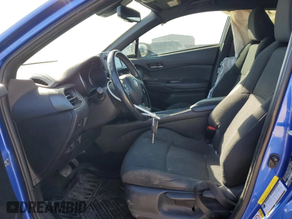2018 Toyota C-HR XLE with VIN NMTKHMBX4JR060640, listed as a Copart auction lot 46633775 with 144,995 mi miles and Salvage Title. Bid and sale history available at DreamBid. Image 7.