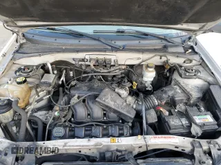 2005 Ford Escape XLT with VIN 1FMYU03135KA93616, listed as a Copart auction lot 50364865 with 210,884 mi miles and Salvage Title. Bid and sale history available at DreamBid. Image 14.