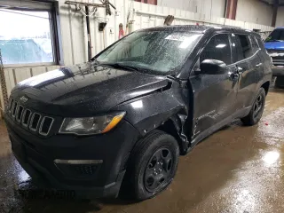 2019 Jeep Compass Sport с VIN 3C4NJDAB0KT802788, выставлен на аукционе Copart как лот 39840144 с пробегом 121 229 миль миль и Списание • Salvage title. История ставок и продаж доступна на DreamBid. Изображение 1.