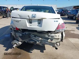 2009 Honda Accord EX-L with VIN 1HGCP36819A011542, listed as a IAAI auction lot 41764124 with 124,455 mi miles and . Bid and sale history available at DreamBid. Image 6.
