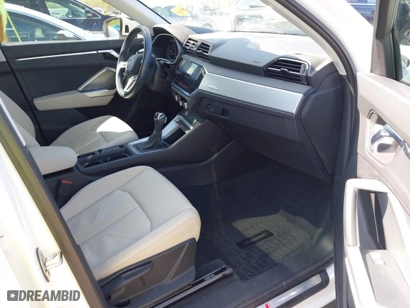 2020 Audi Q3 S line Premium with VIN WA1DECF34L1078019, listed as a IAAI auction lot 41928005 with 62,303 mi miles. Bid and sale history available at carsss.com. Image 5.