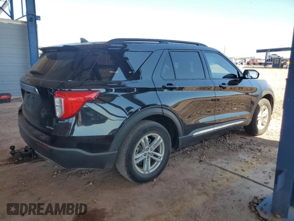 2022 Ford Explorer XLT z VIN 1FMSK8DH3NGA53321, wystawiony jako Copart lot #59983905 z przebiegiem 59 012 mil mil oraz Szkoda całkowita • Salvage title. Historia ofert i sprzedaży dostępna na DreamBid. Obrazek 3.