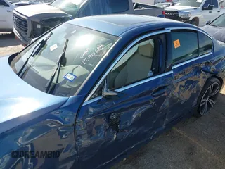 2021 BMW 3 Series 330i z VIN 3MW5R1J03M8B71429, wystawiony jako IAAI lot #42290683 z przebiegiem Nie podano mil oraz . Historia ofert i sprzedaży dostępna na DreamBid. Obrazek 6.